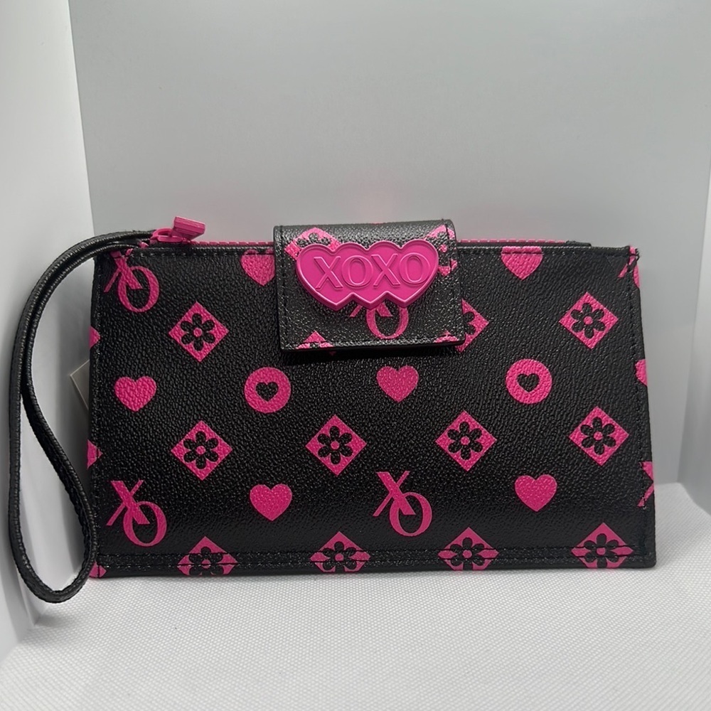 XOXO Black and Pink Geometric Wristlet Clutch - Picture 16 of 16